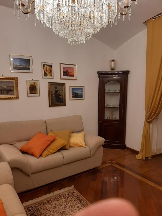 La Casa Di Francesca Ξενοδοχείο Νάπολη Εξωτερικό φωτογραφία